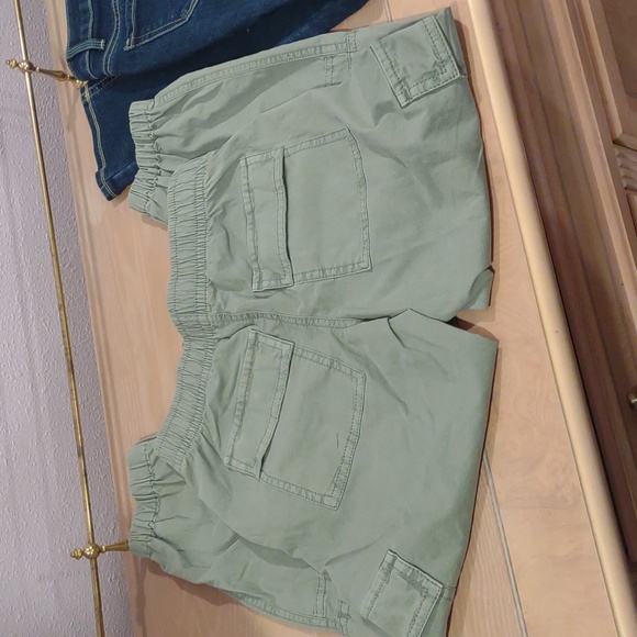 2 NWT Pairs of Girls Pants By SO Jeans and Cargo - Picture 5 of 7